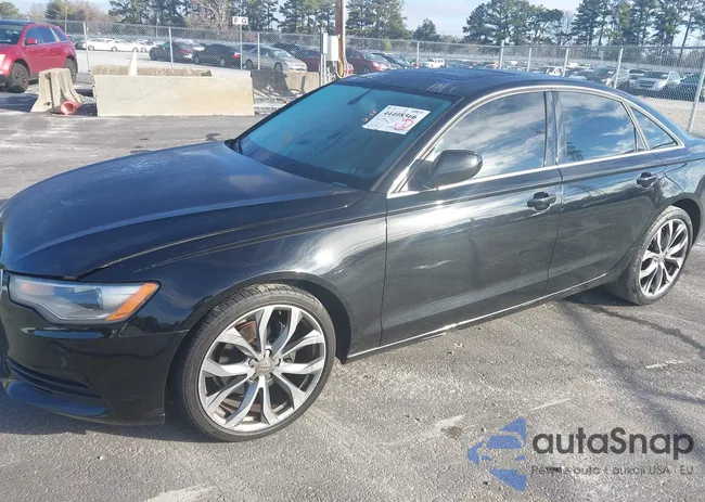 WAUDFAFC8DN084226: 44408566