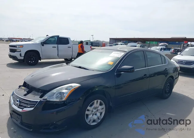 1N4AL2AP6BN469902: 44408682