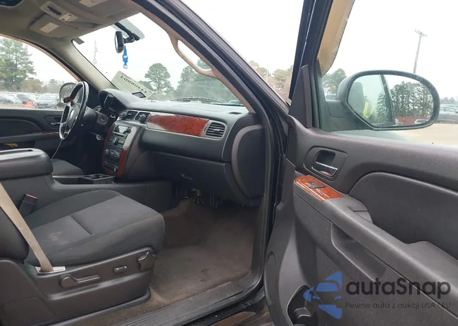 1GNSKAE00CR270533: 44408804