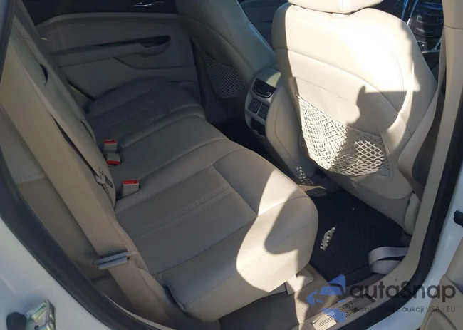 3GYFNDE36GS572533: 44409862