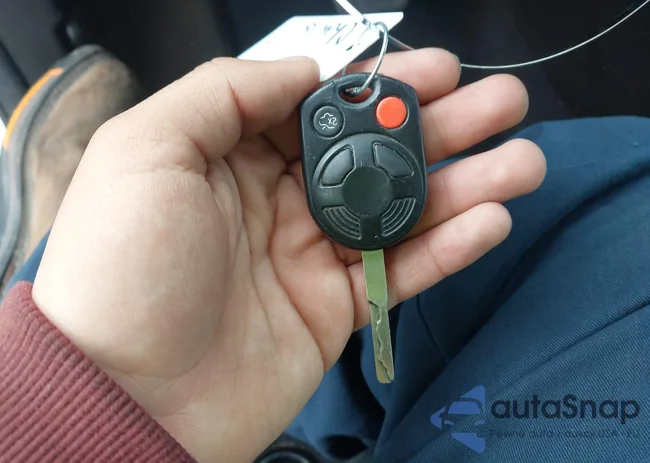 1FADP3F25EL456725: 44409991