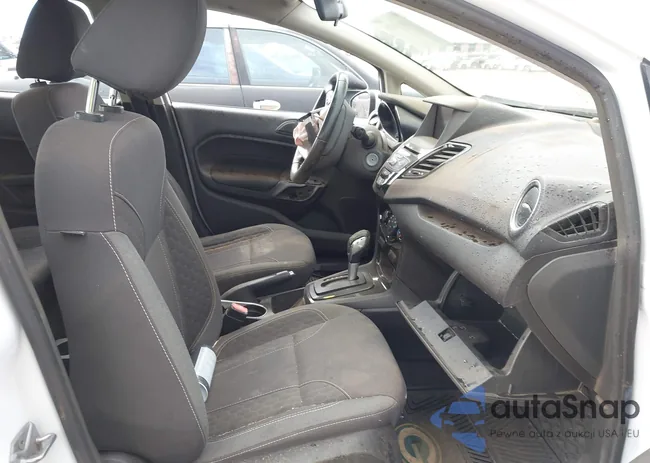 3FADP4EJ9EM174553: 44410084