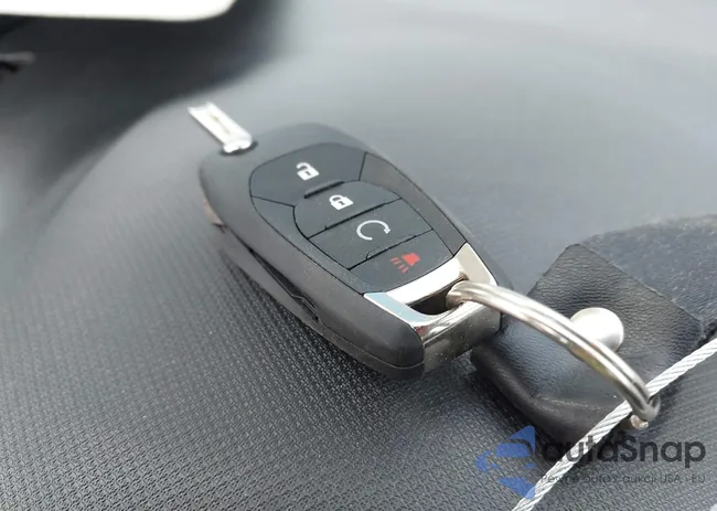 KL8CD6SA9LC419325: 44410329