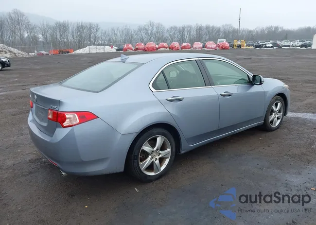 JH4CU2F44DC008080: 44410351