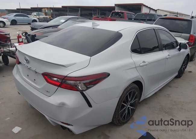 4T1G11AK2NU055529: 44410368