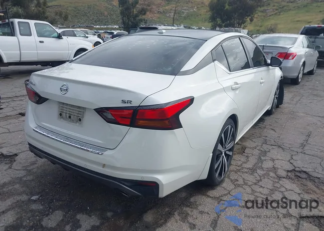 1N4BL4CV4LC112677: 44409457