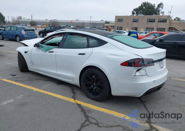 5YJSA1E57MF447450: 44409607