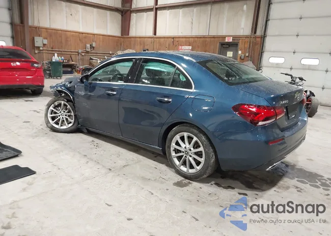 W1K3G4FB1LW045836: 44409622