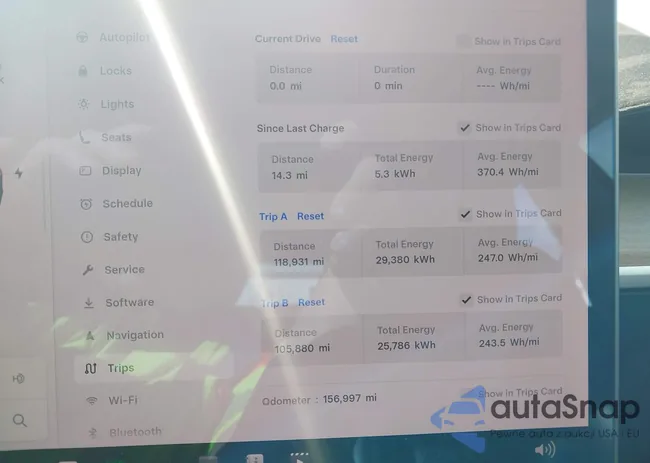 5YJ3E1EB4NF188030: 44409696