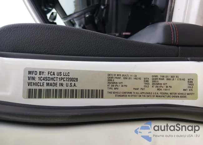 1C4SDHCT1PC720028: 44409728