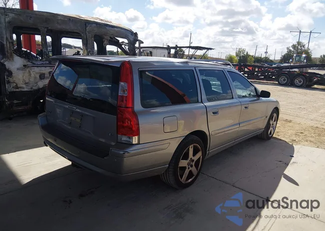 YV1SJ527X62558443: 44409791