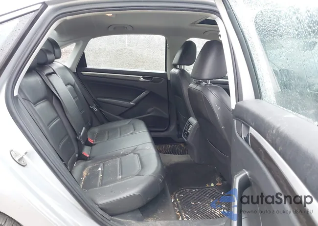 1VWBA7A35JC049960: 44410842