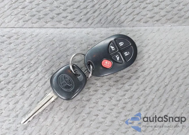 5TDKK3DC6CS264818: 44410924