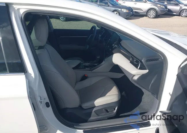 4T1KZ1AK7RU100960: 44411047