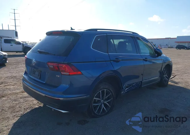 3VV3B7AX6JM005876: 44411065