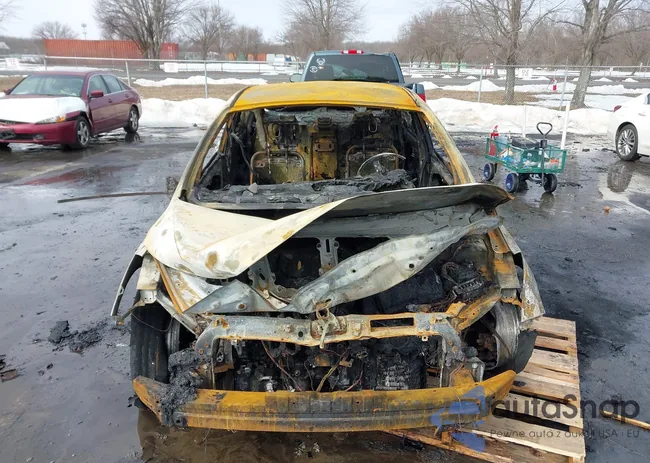 KNAFX4A84F5263666: 44411112