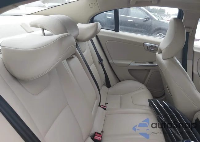 YV1612TK7G2392452: 44411241