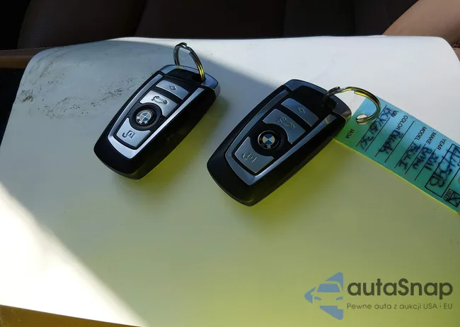 WBAKB8C58BCY65130: 44411248