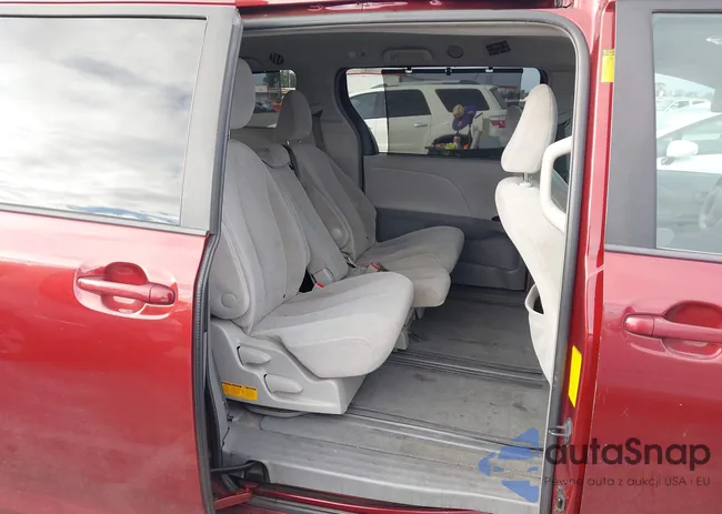 5TDKK3DCXDS370089: 44411327