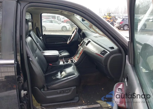 1GYFK66847R300676: 44411333