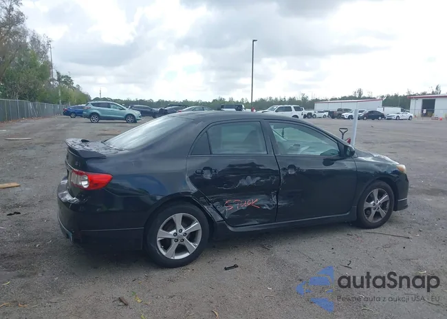 5YFBU4EE3CP051625: 44411365