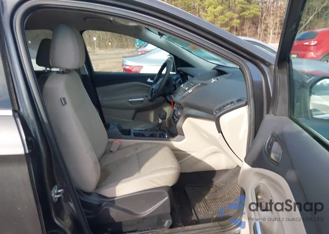 1FMCU9GD2HUE76281: 44410479