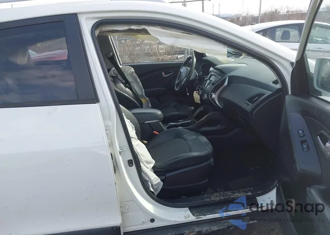 KM8JUCAC6BU297964: 44410581