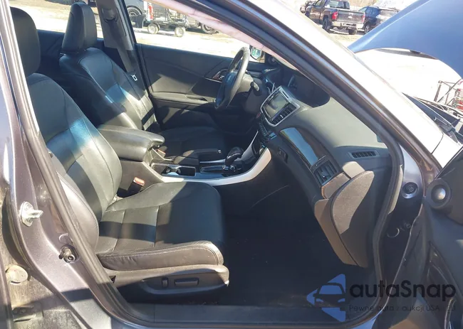 1HGCR2F85GA013702: 44410640