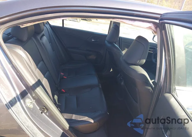 1HGCR2F85GA013702: 44410640