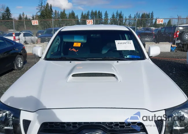 3TMMU4FN1BM031404: 44410751