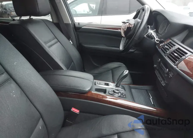 5UXZW0C5XBL661791: 44410785