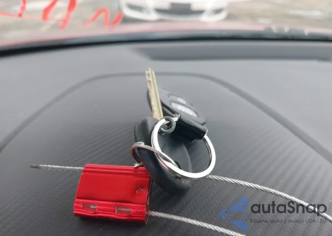 5NPD74LF5KH412330: 44411906