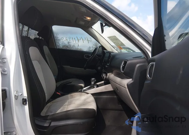 KMHRC8A3XMU077006: 44411920