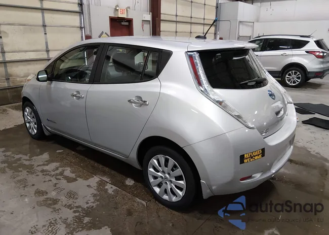 1N4AZ0CP6DC423890: 44412076