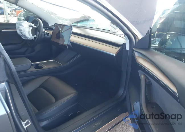 5YJ3E1EB4PF654171: 44412163