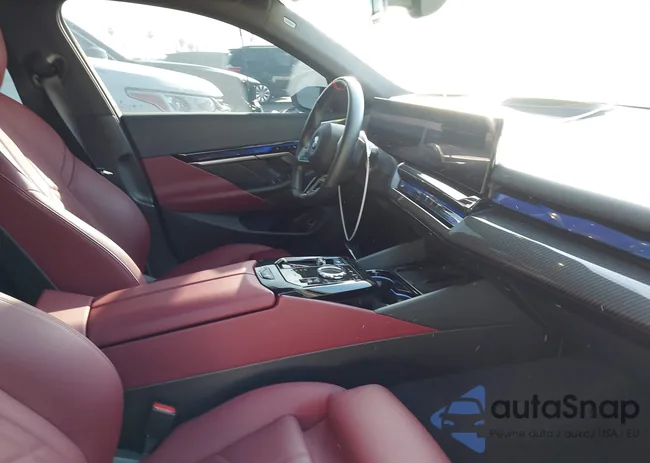 WBY43FK02RCR76400: 44412265