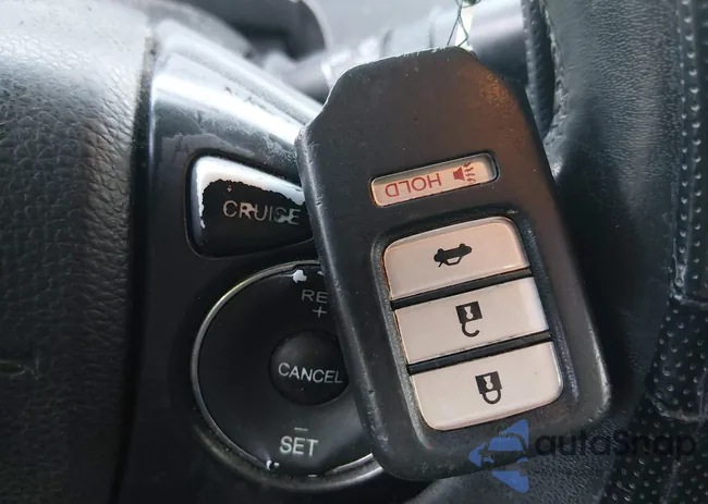 1HGCR2F80DA060552: 44411559