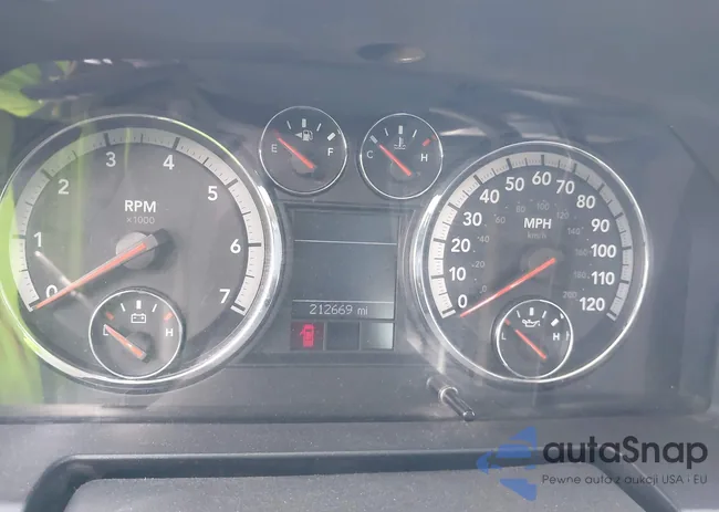 1D3HB18T19S754700: 44412836