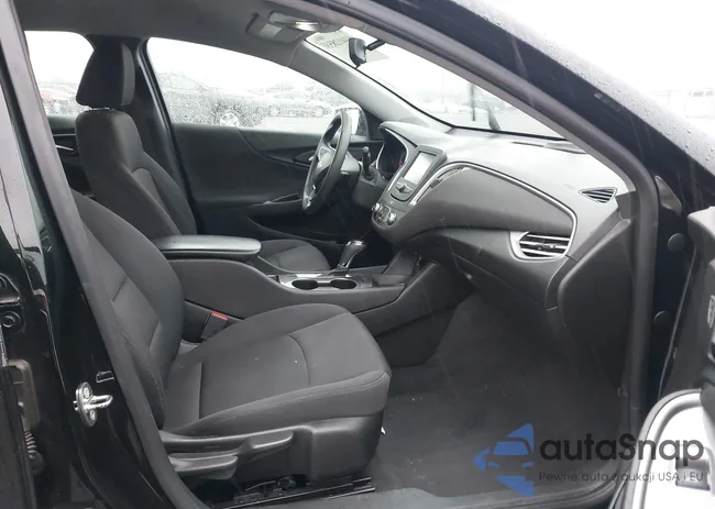 1G1ZB5ST2JF231110: 44412855