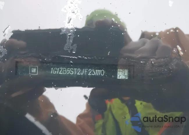 1G1ZB5ST2JF231110: 44412855