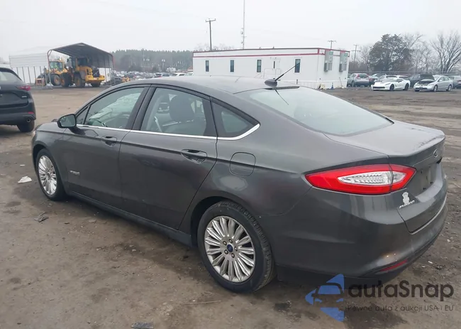 3FA6P0UU2FR178400: 44413009