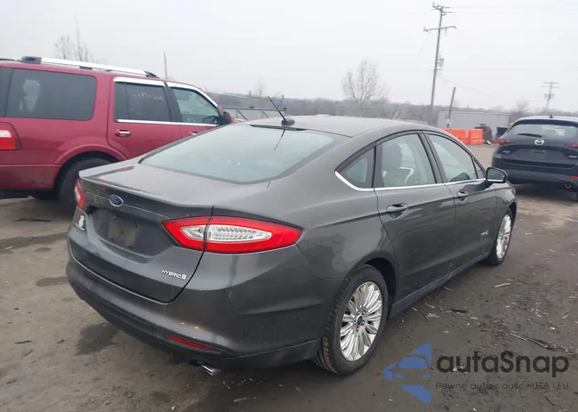 3FA6P0UU2FR178400: 44413009