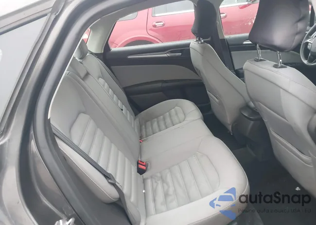 3FA6P0UU2FR178400: 44413009