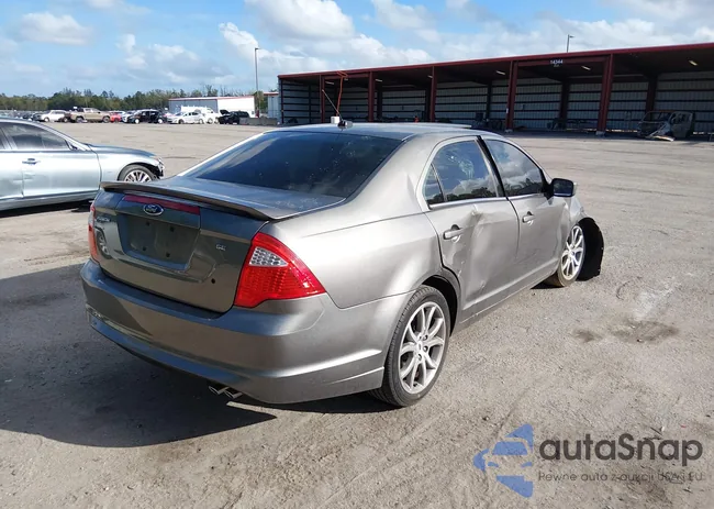 3FAHP0HA0AR239423: 44413121