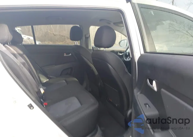 KNDPB3AC4G7863419: 44413157