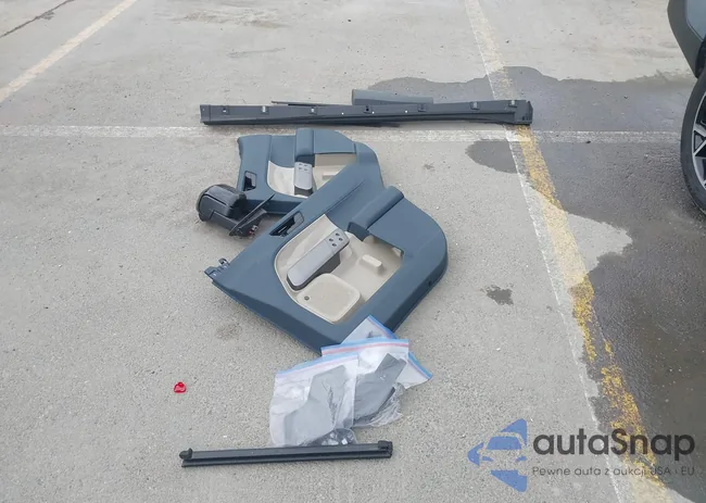 3FTTW8SA0SRB64772: 44413183