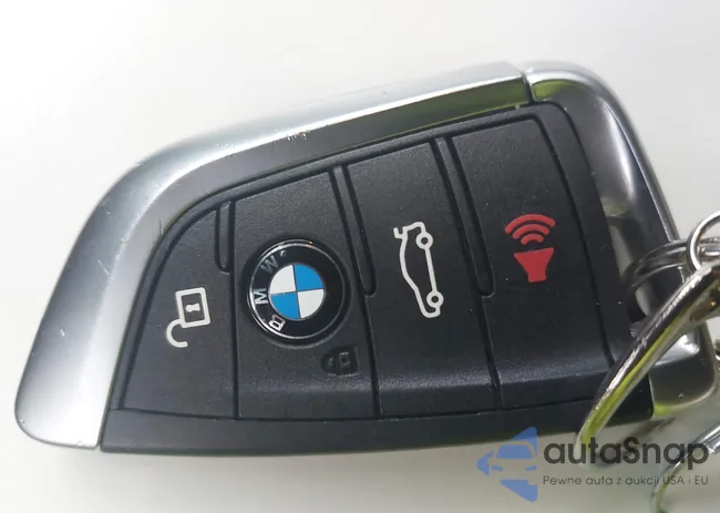 5UXKR6C31H0U13868: 44413325