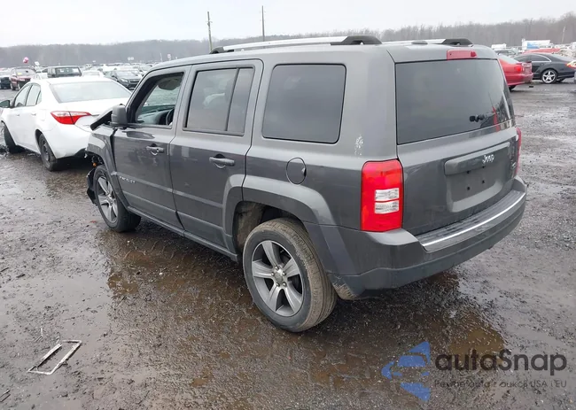 1C4NJPFA4GD801500: 44413350