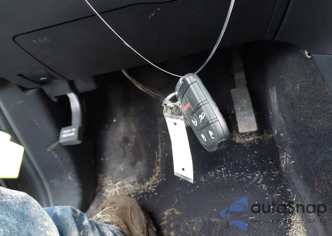 1C4RJFBG7JC341834: 44413361