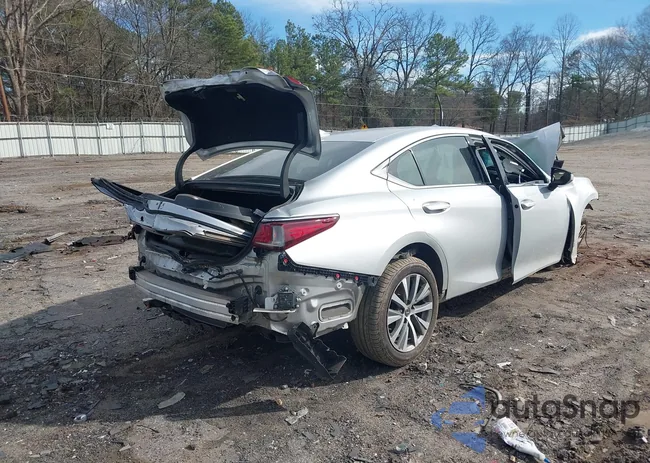 58ABZ1B11KU050481: 44413376